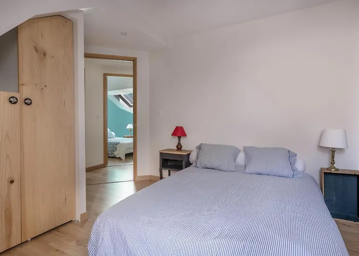 500m Des Libraires - Maison 4 Nyaraló