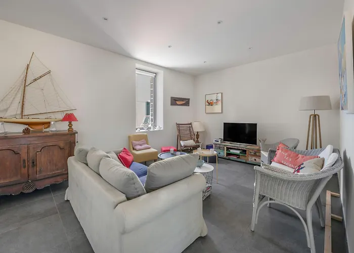 500m Des Libraires - Maison 4 *